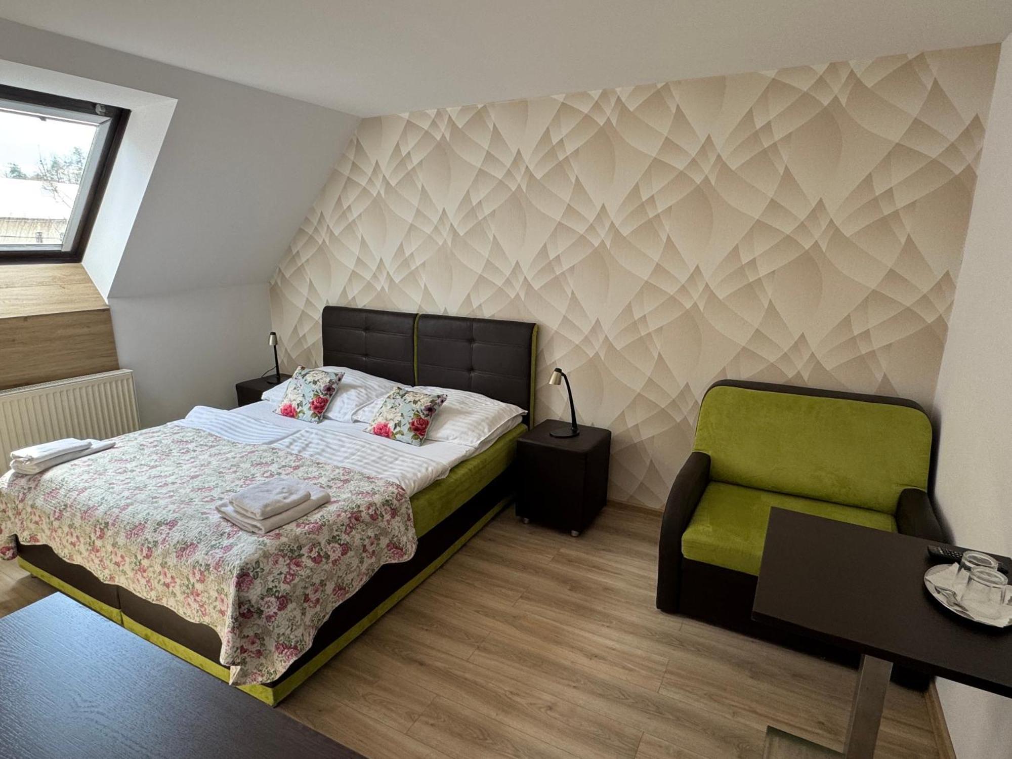 Penzion Panda 2 Turčianske Teplice Exterior foto